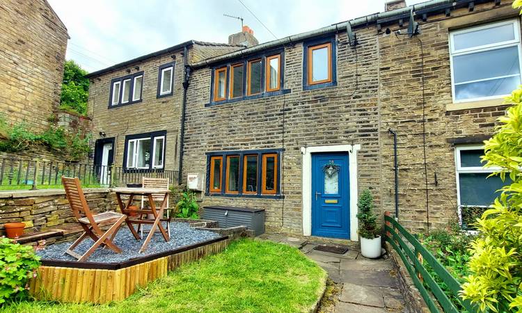 2 bedroom terraced house