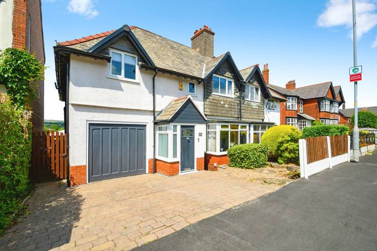 4 bedroom semi-detached house