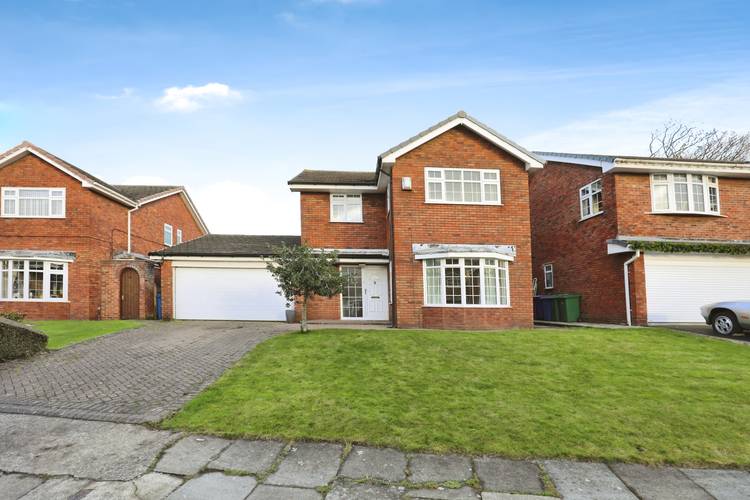 4 bedroom detached house