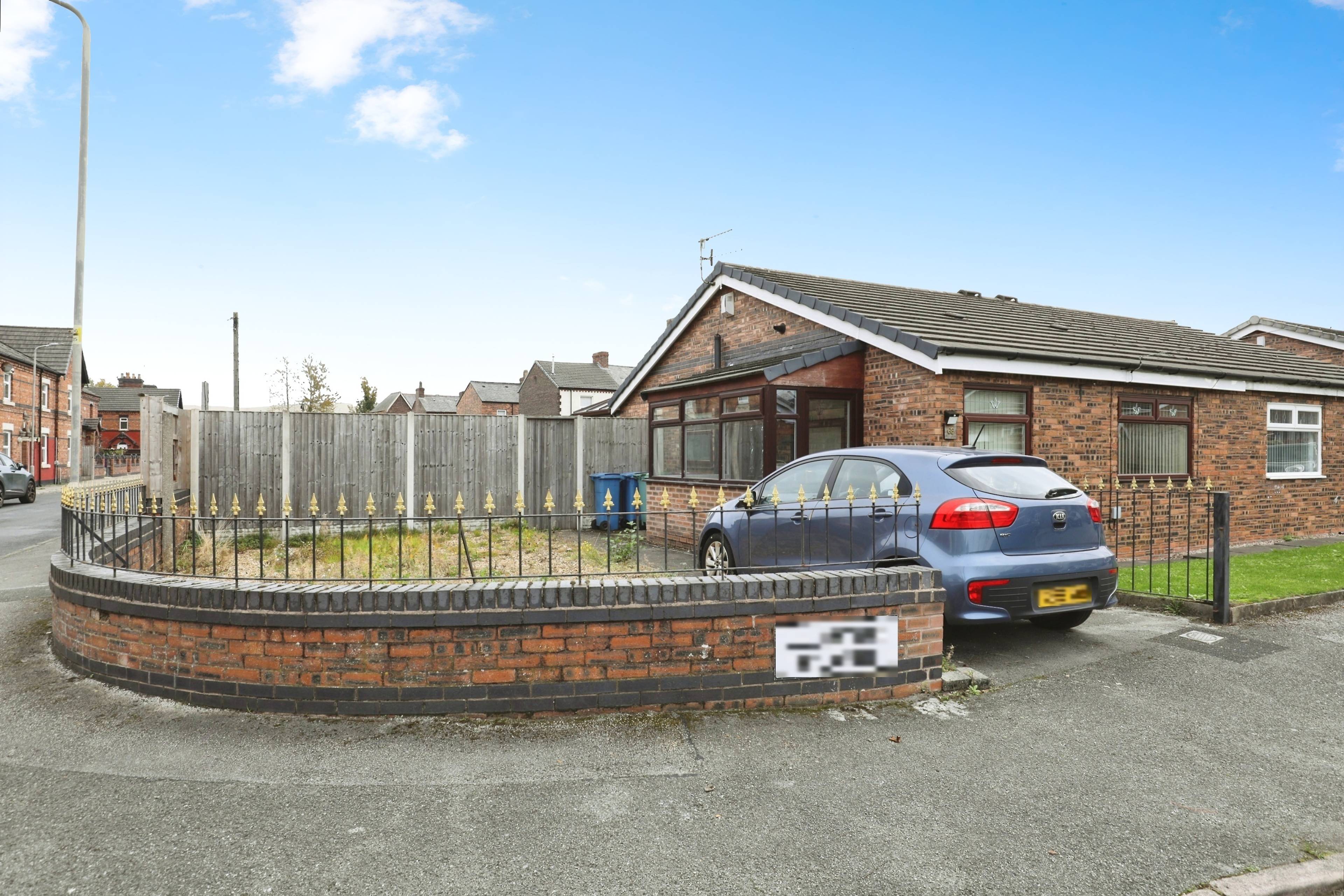 Almond Court, Liverpool