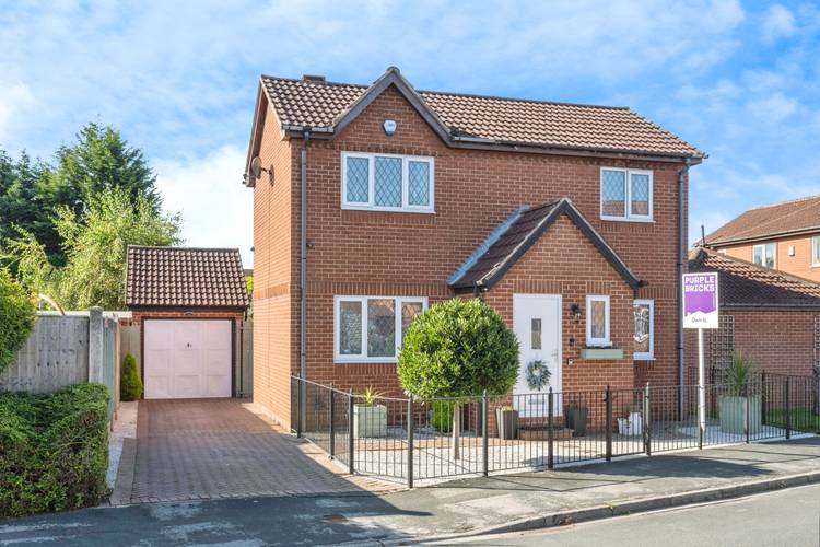 3 bedroom detached house