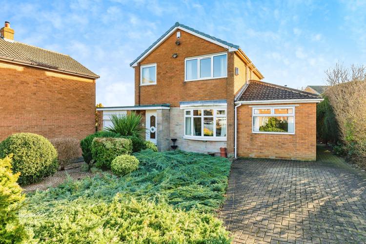 4 bedroom detached house