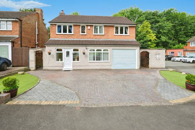 4 bedroom detached house