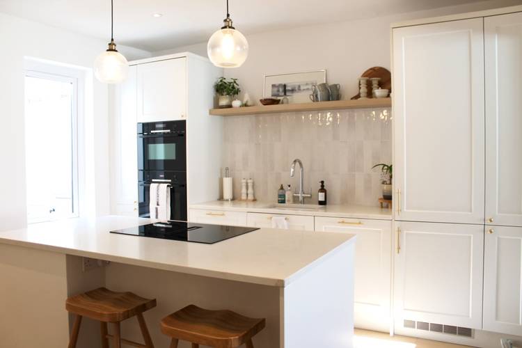 4 bedroom terraced house