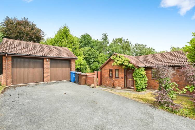 3 bedroom detached bungalow