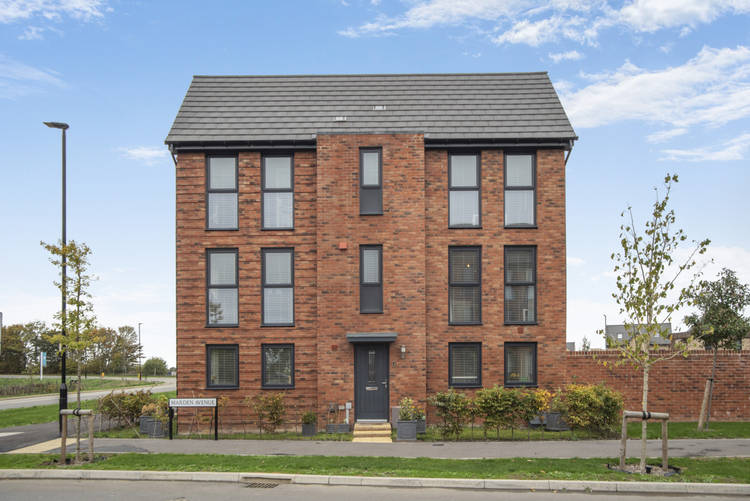 3 bedroom semi-detached house