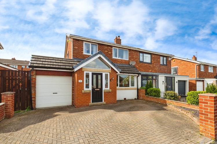 3 bedroom semi-detached house