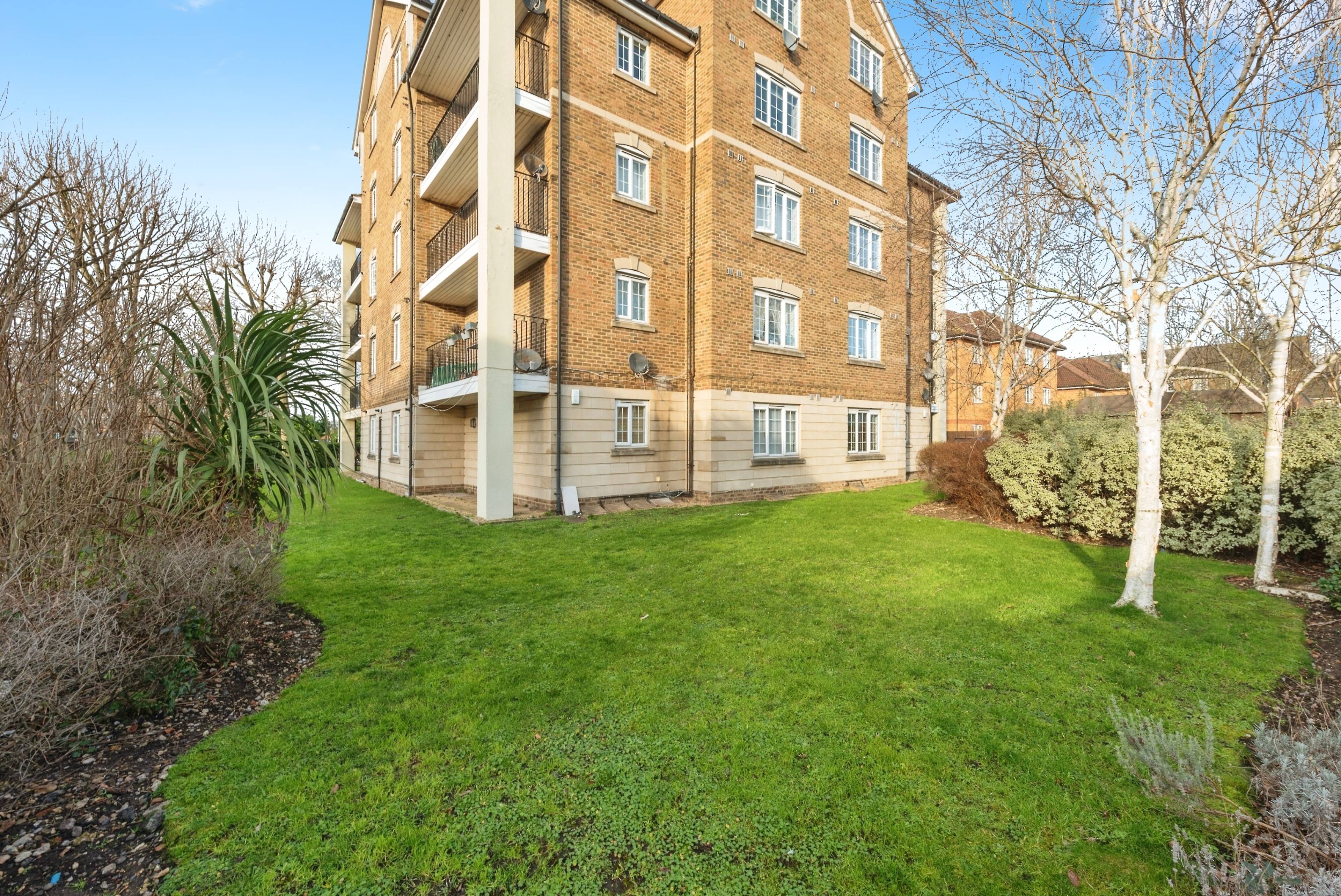 65 North Road, London