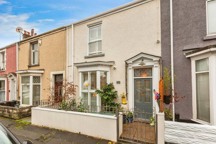 3 bedroom terraced house