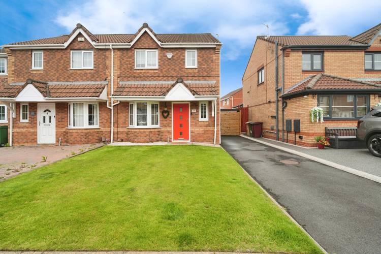 3 bedroom semi-detached house