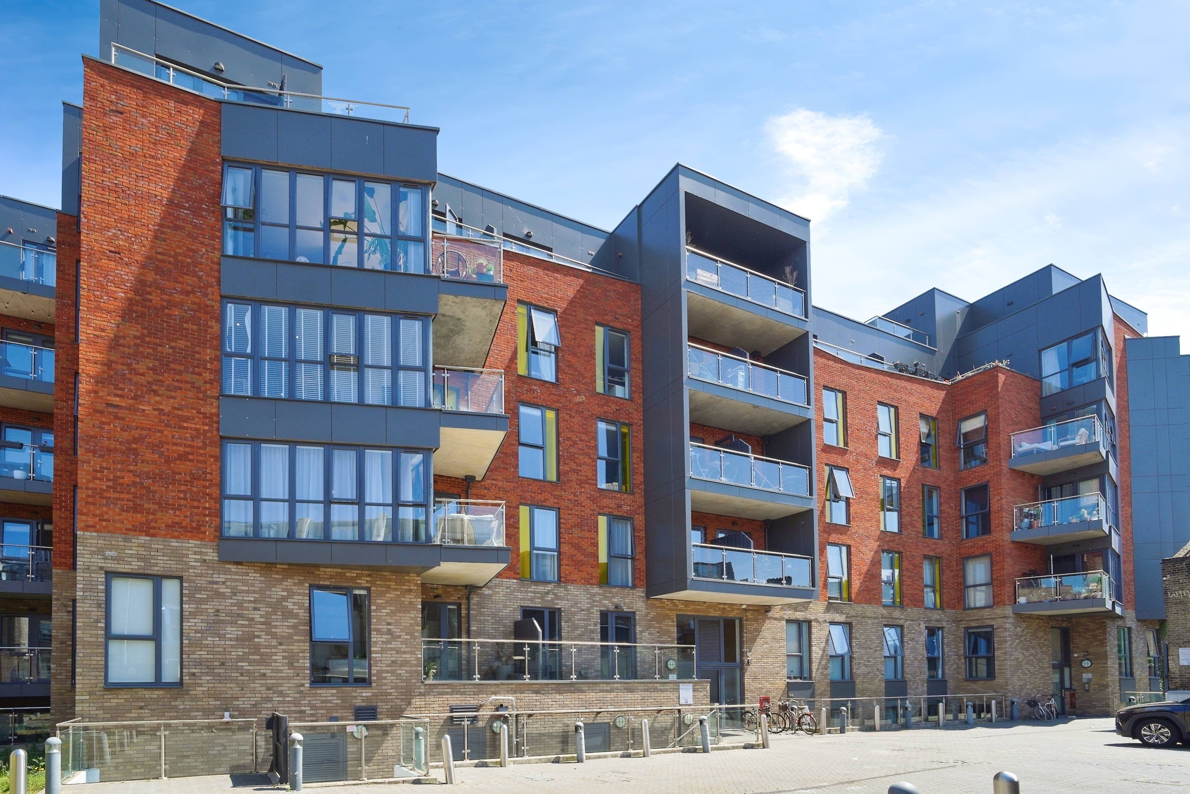 5 Waleorde Road, London