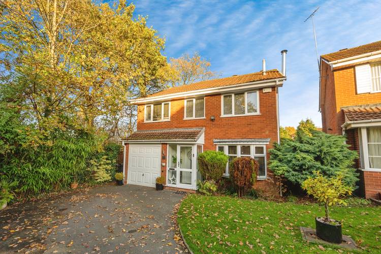 4 bedroom detached house