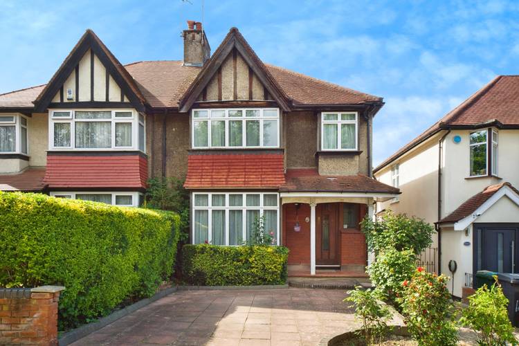 3 bedroom semi-detached house