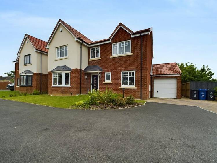 4 bedroom detached house