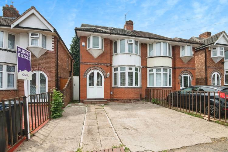 5 bedroom semi-detached house