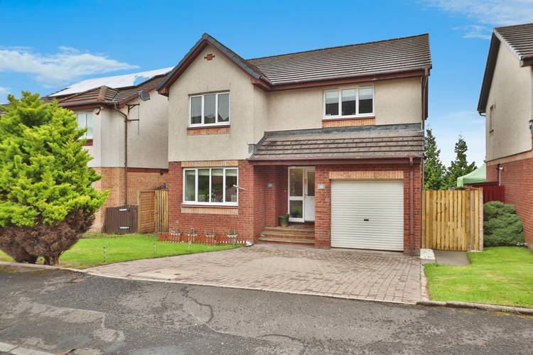 4 bedroom detached house