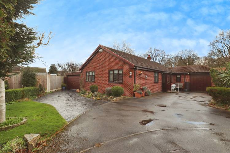 3 bedroom detached bungalow