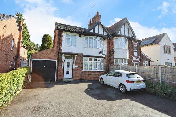 4 bedroom semi-detached house