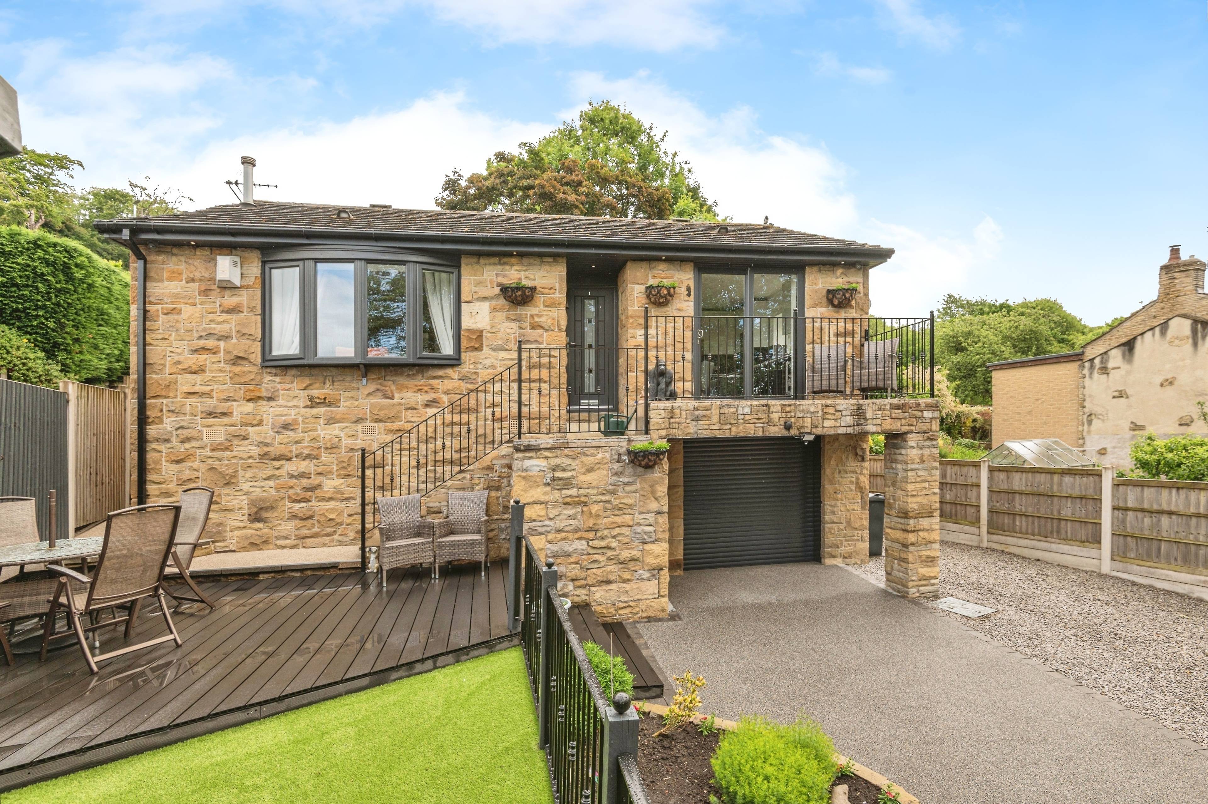 Fenay Bridge, Huddersfield