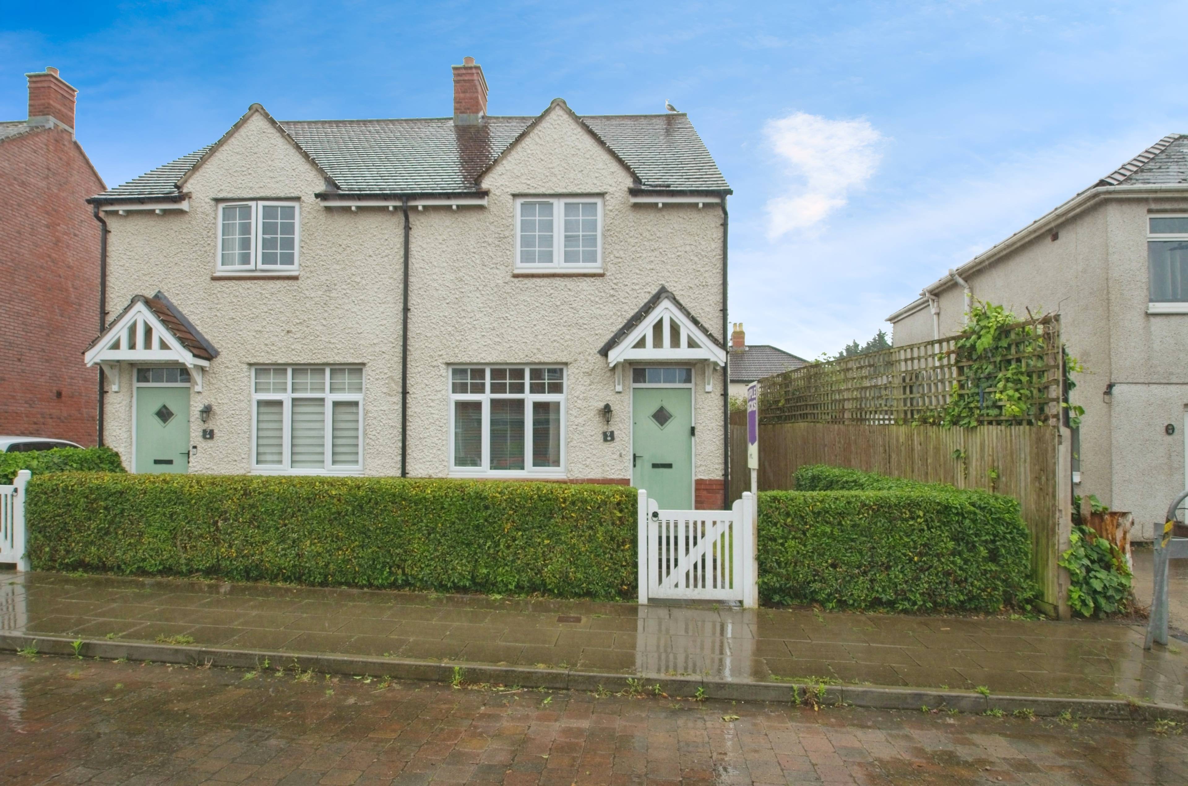 Loftus Grove, Newport